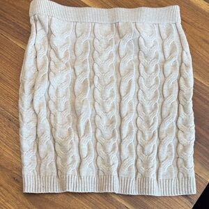 Cable Knit Cream Skirt